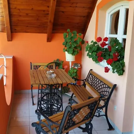 Berni Δωμάτια σε οικογενειακή κατοικία