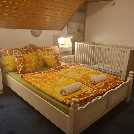 Berni Δωμάτια σε οικογενειακή κατοικία *